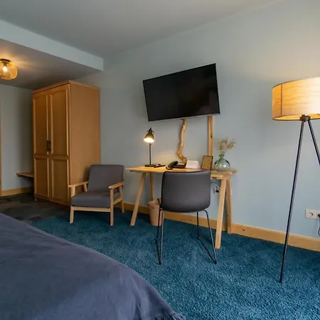 Waldhotel Eiche 4*