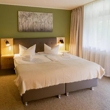 Waldhotel Eiche Ξενοδοχείο 4*