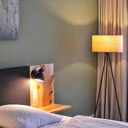 Waldhotel Eiche فندق