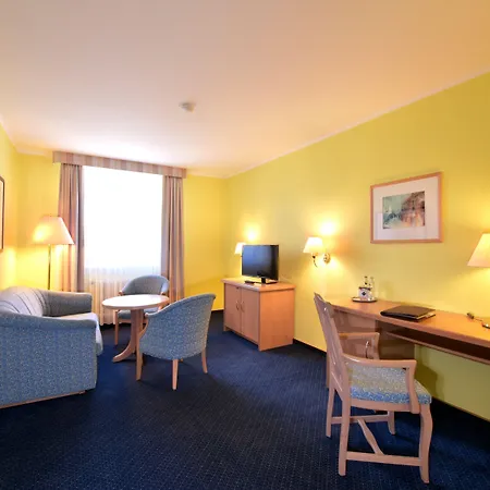فندق Waldhotel Eiche 4*