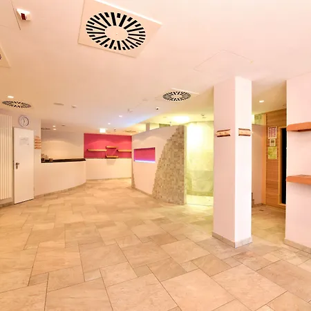 Waldhotel Eiche بورغ
