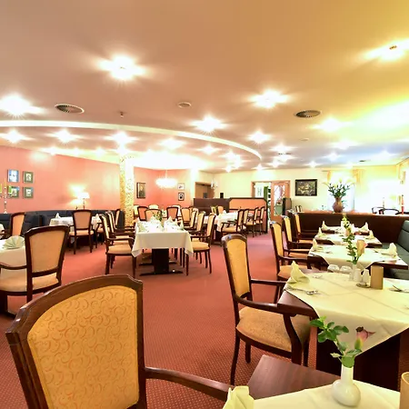 Waldhotel Eiche بورغ