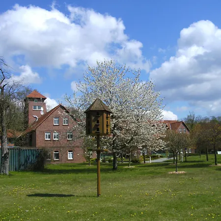 Waldhotel Eiche 4* بورغ