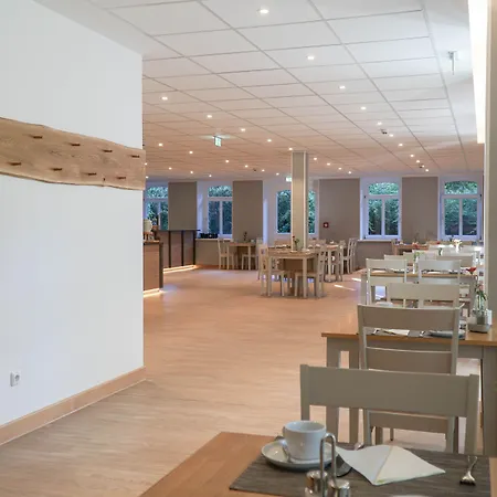 Waldhotel Eiche بورغ